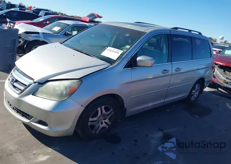2005 Honda Odyssey Ex-L z USA, uszkodzony, nr VIN 5FNRL38655B036820